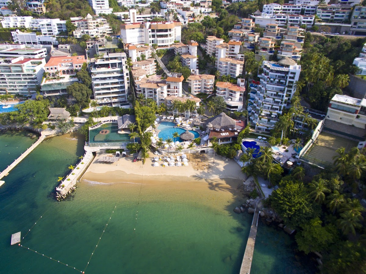 Park Royal Beach Resort Acapulco by Royal Holiday