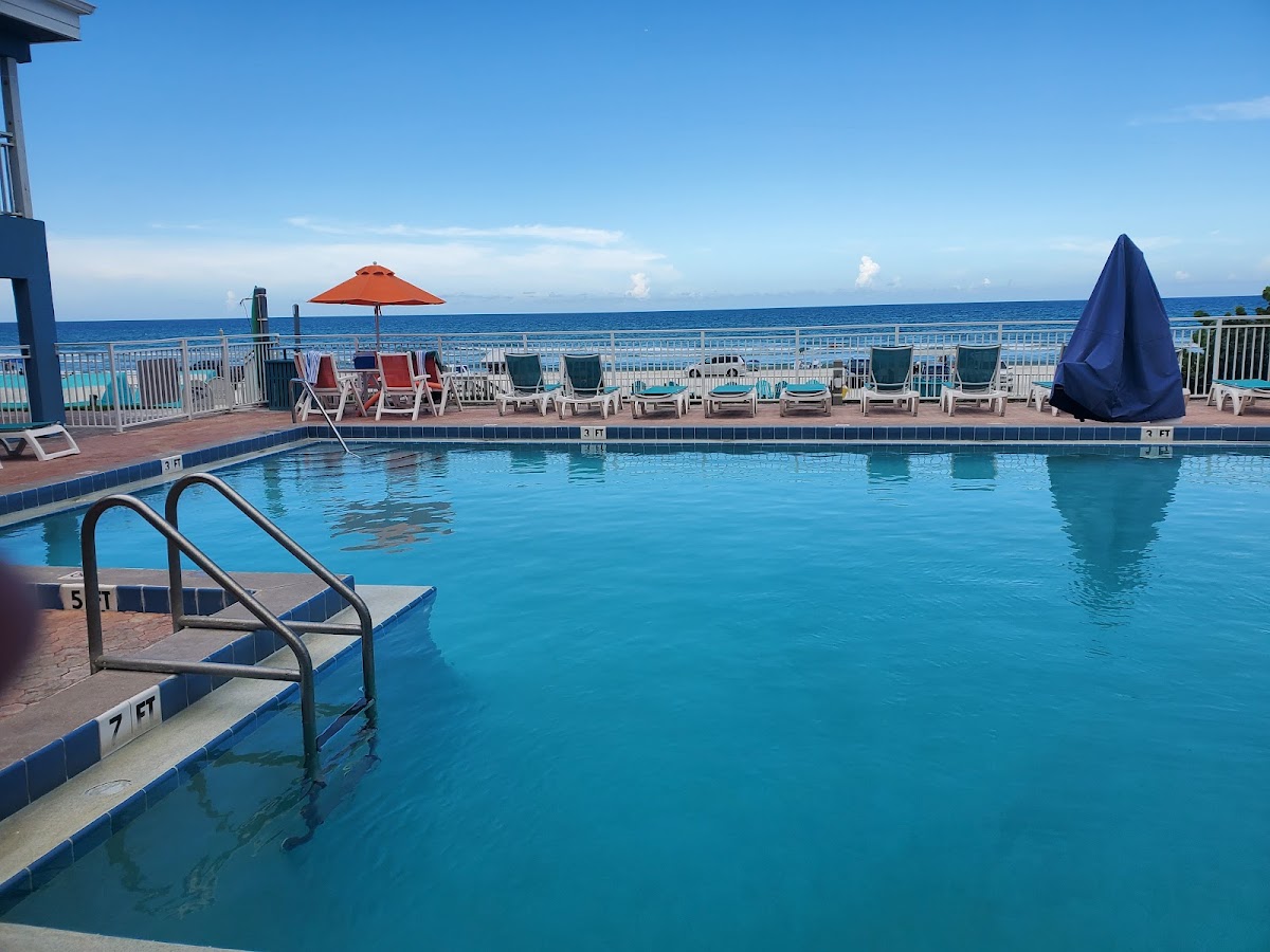 Coconut Palms Beach Resort