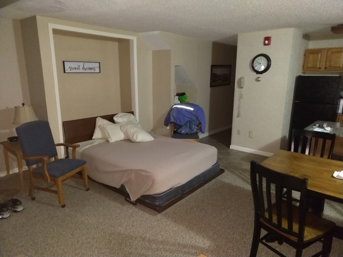 Suites At Attitash Mountain Village