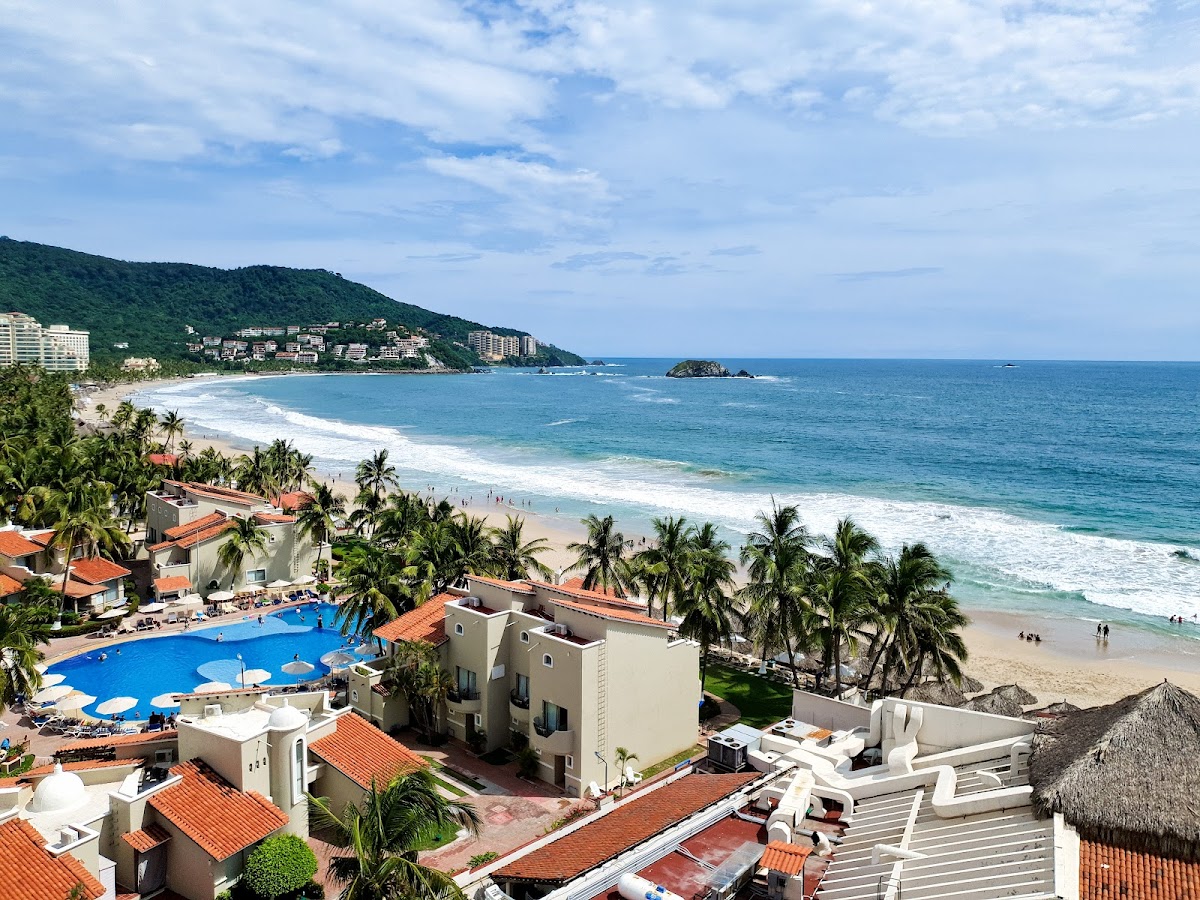 Park Royal Beach Resort Ixtapa by Royal Holiday