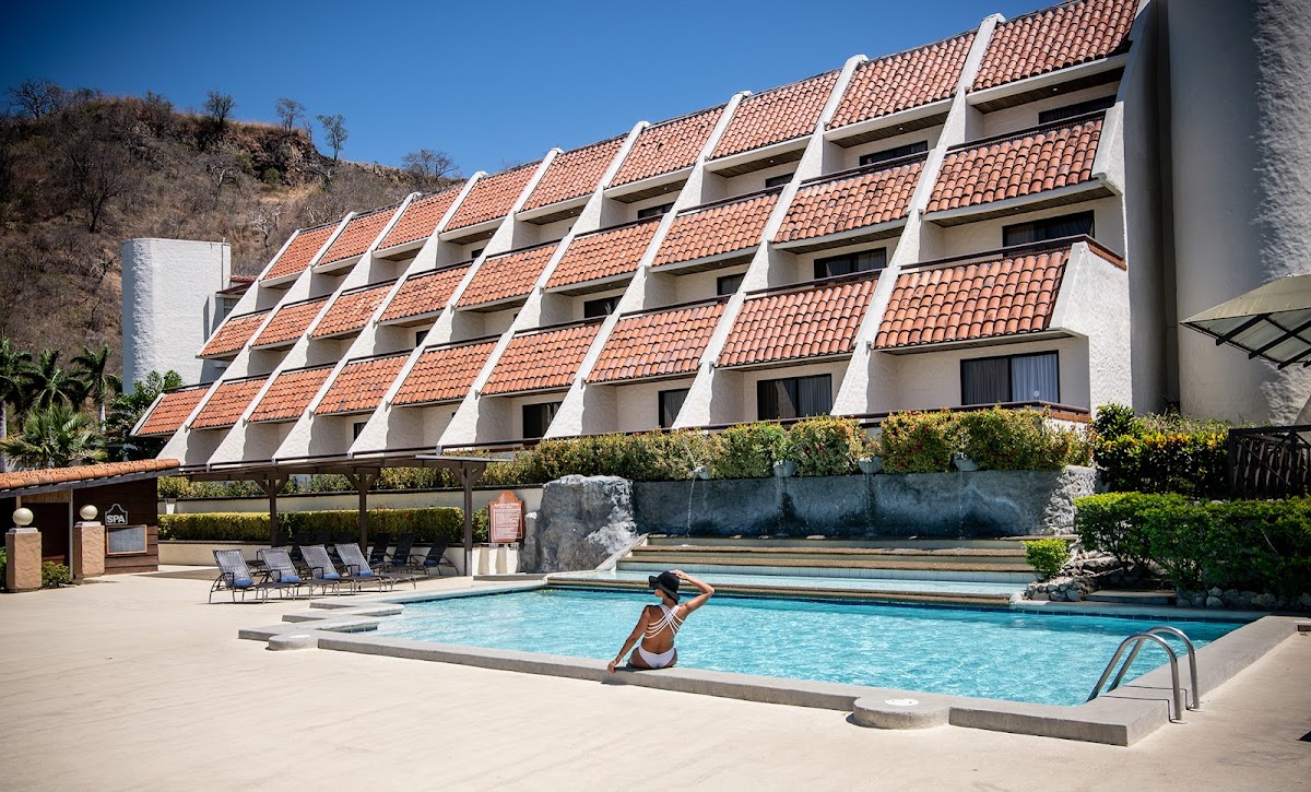 Villas Sol Hotel & Beach Resort