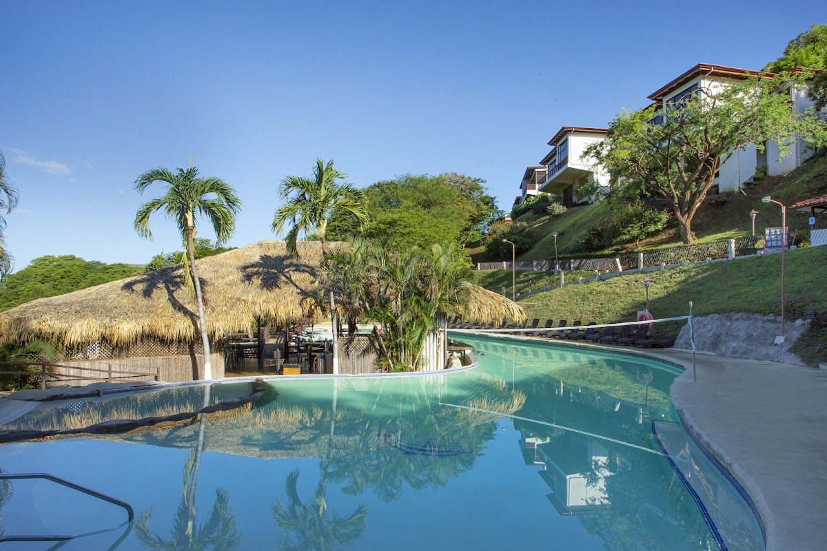 Villas Sol Hotel & Beach Resort
