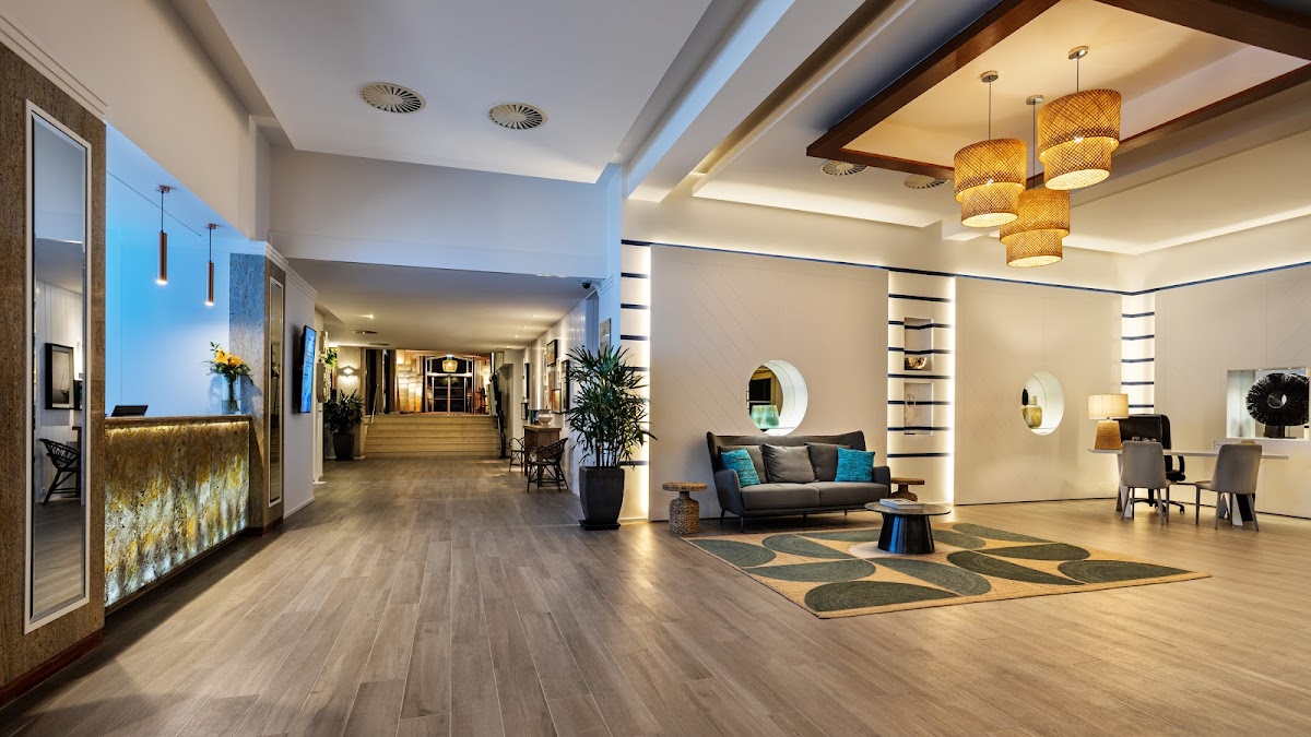 Pestana Dom João II Beach Club