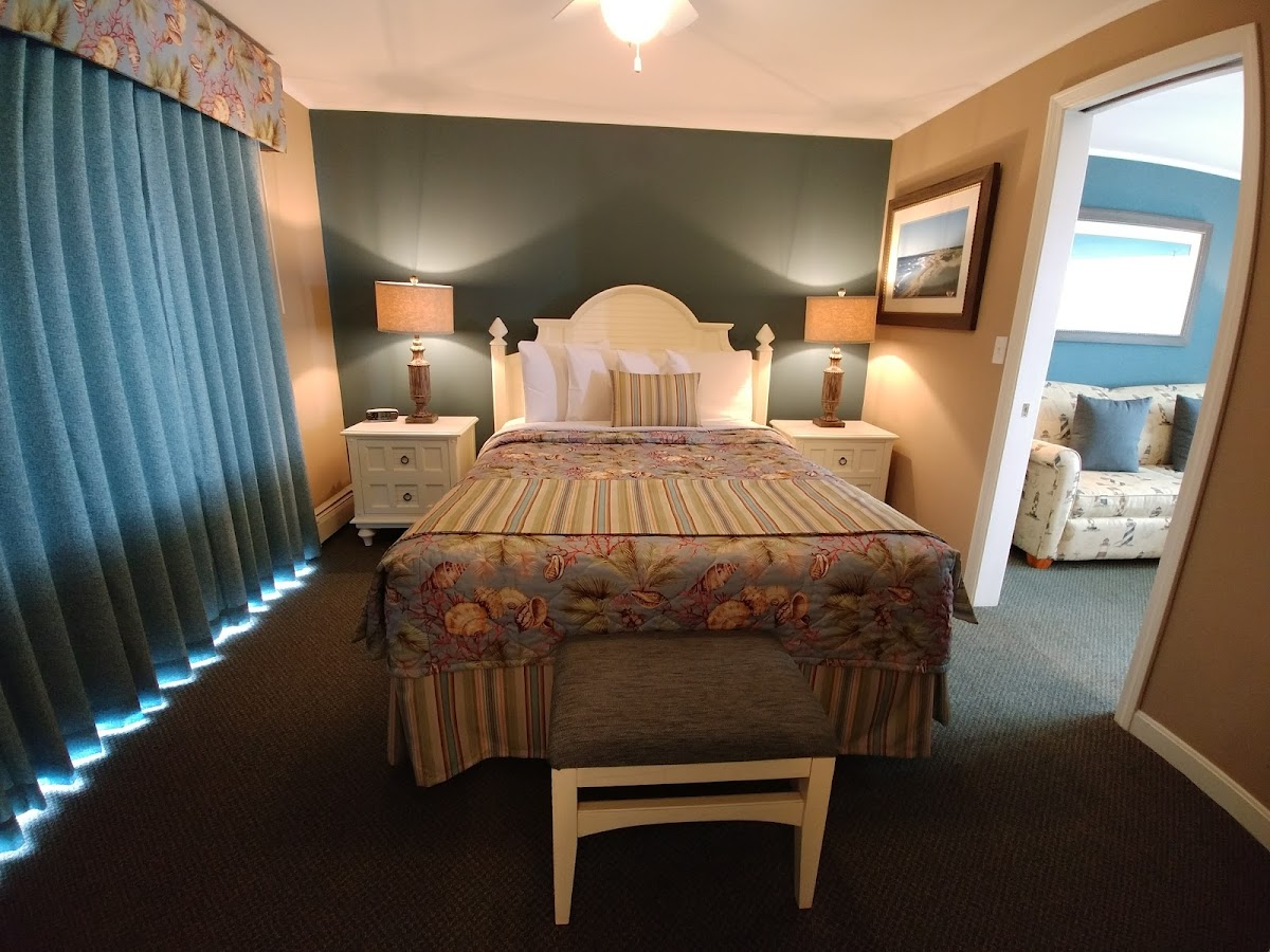 Colonial Acres Resort