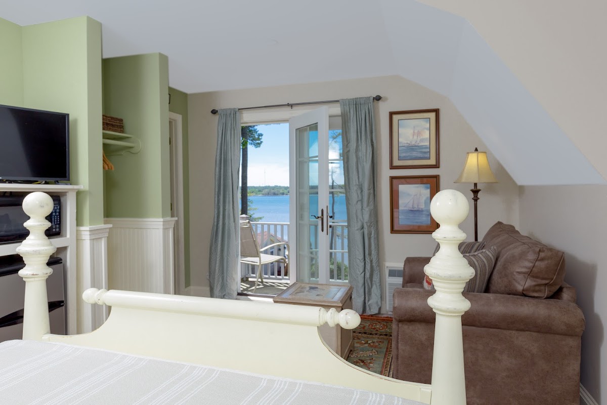 Sheepscot Harbour Village & Resort