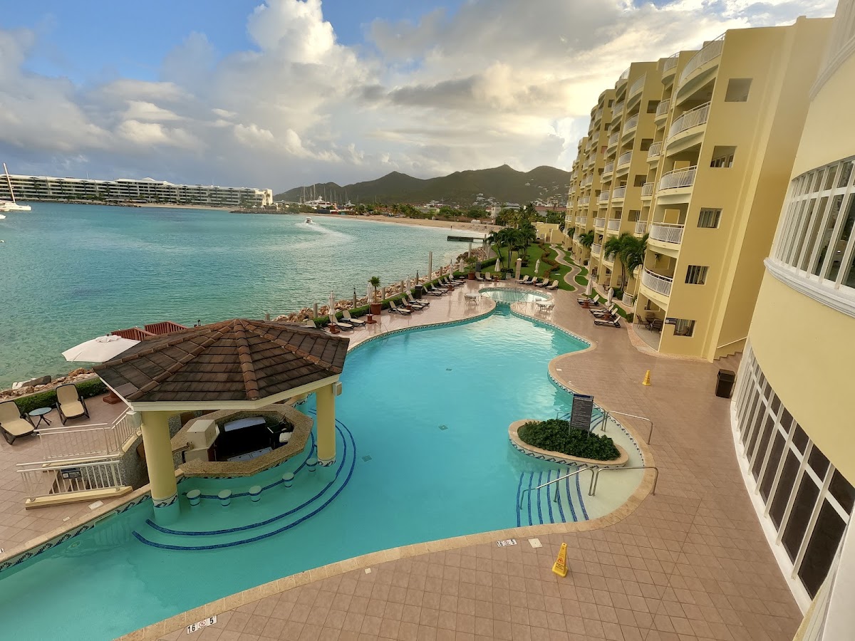 Festiva Sailing Vacations - Sint Maarten