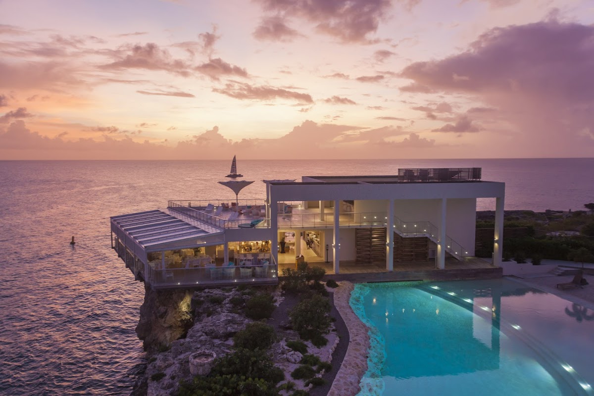 Sonesta Great Bay Beach Resort, Casino & Spa Adult Only
