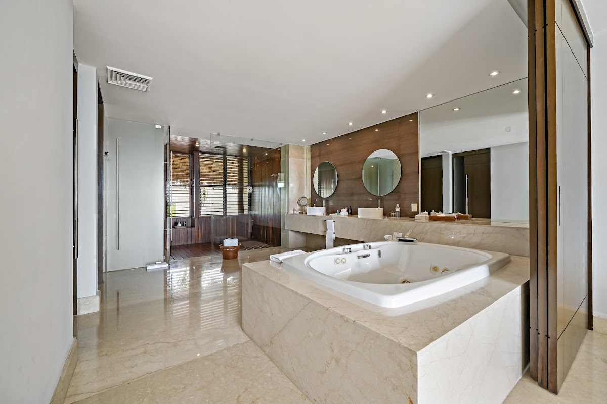 Grand Velas R. Maya Ambassador