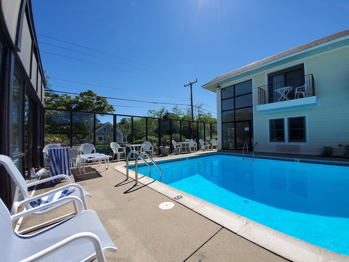 Holly Tree Resort