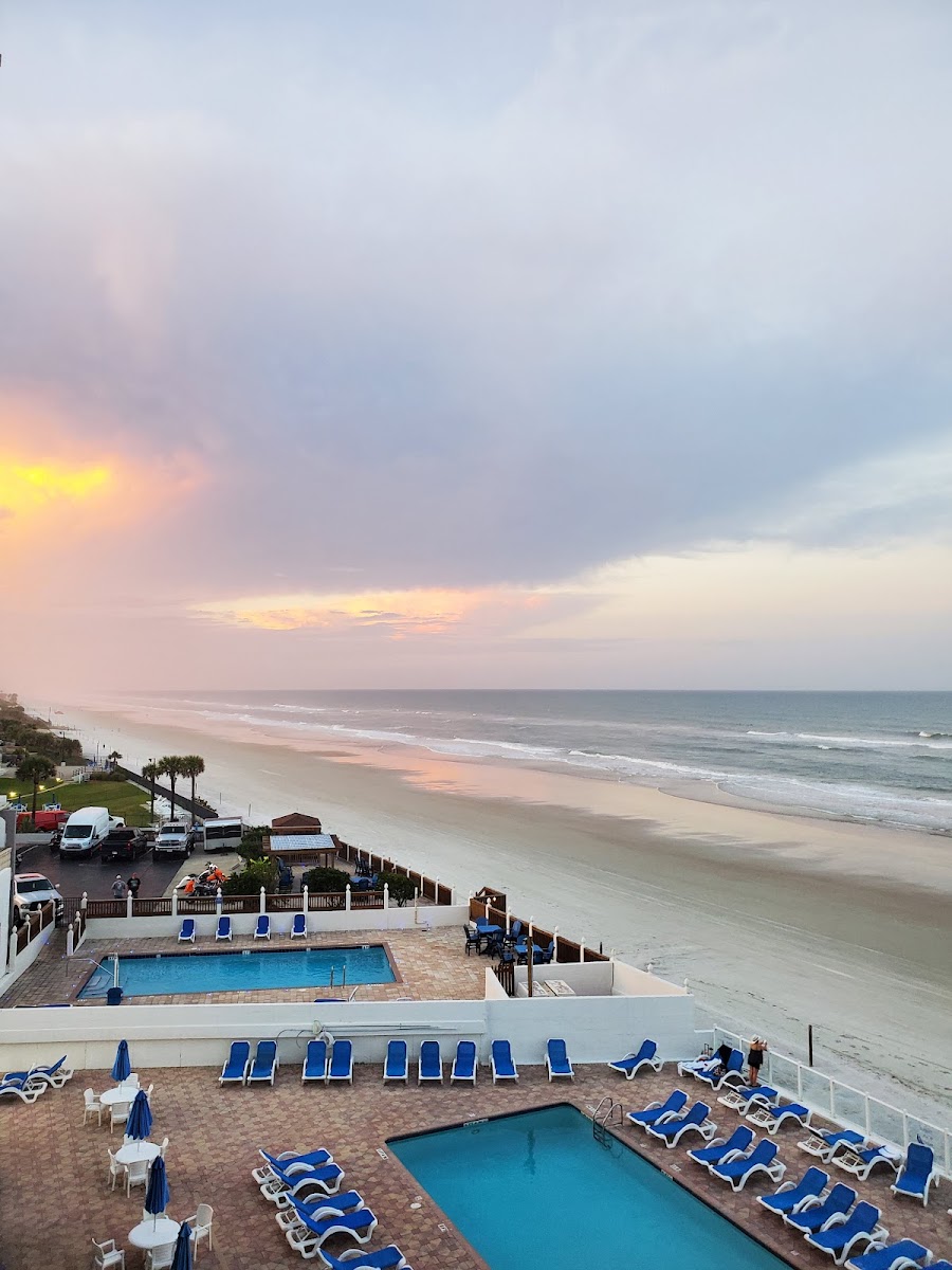 Americano Beach Resort