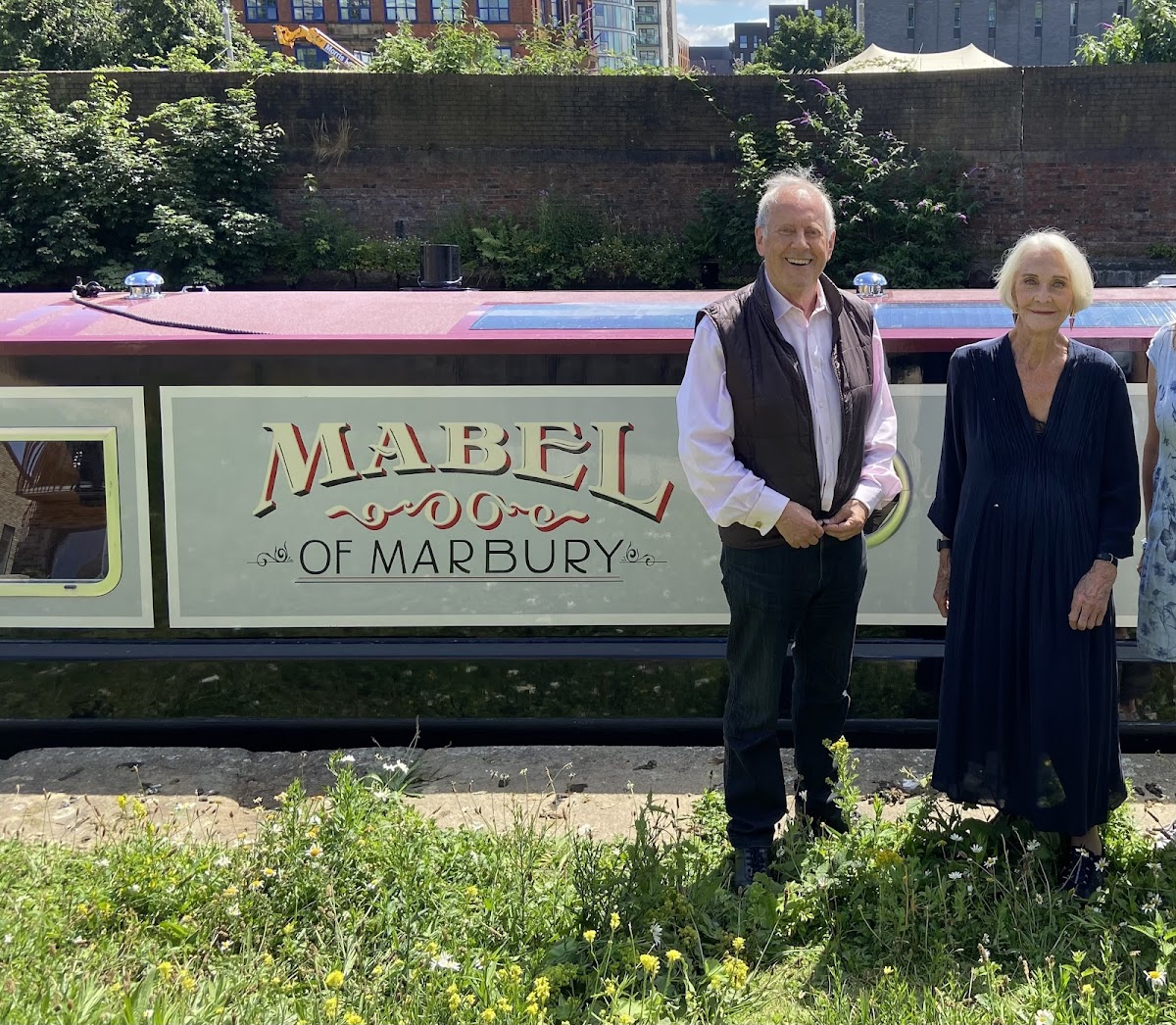 Canal Boat Club at Anderton Marina