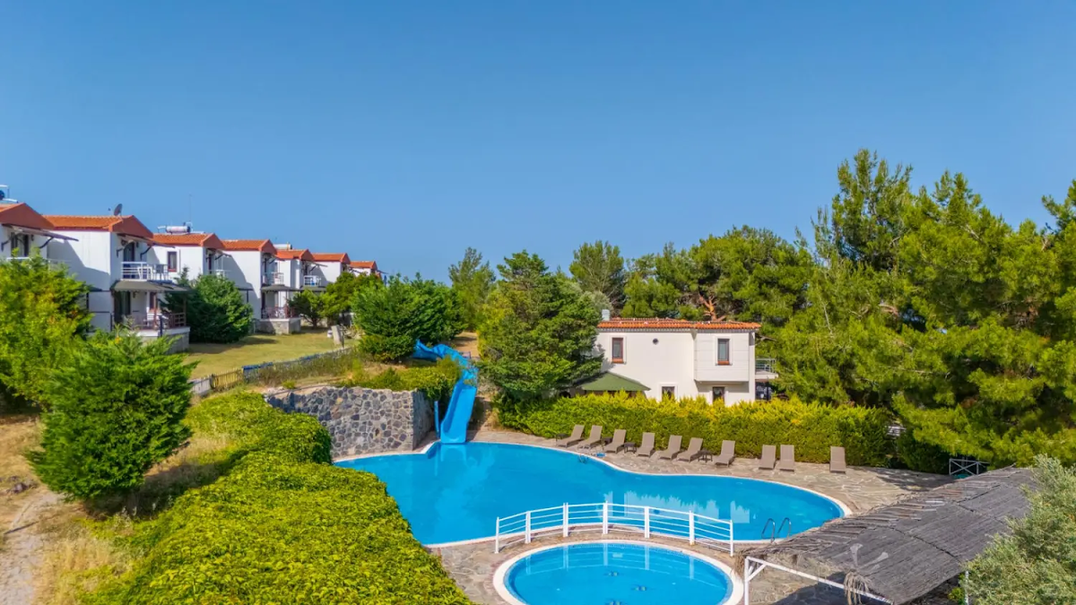 Akay Garden Resort & Suites