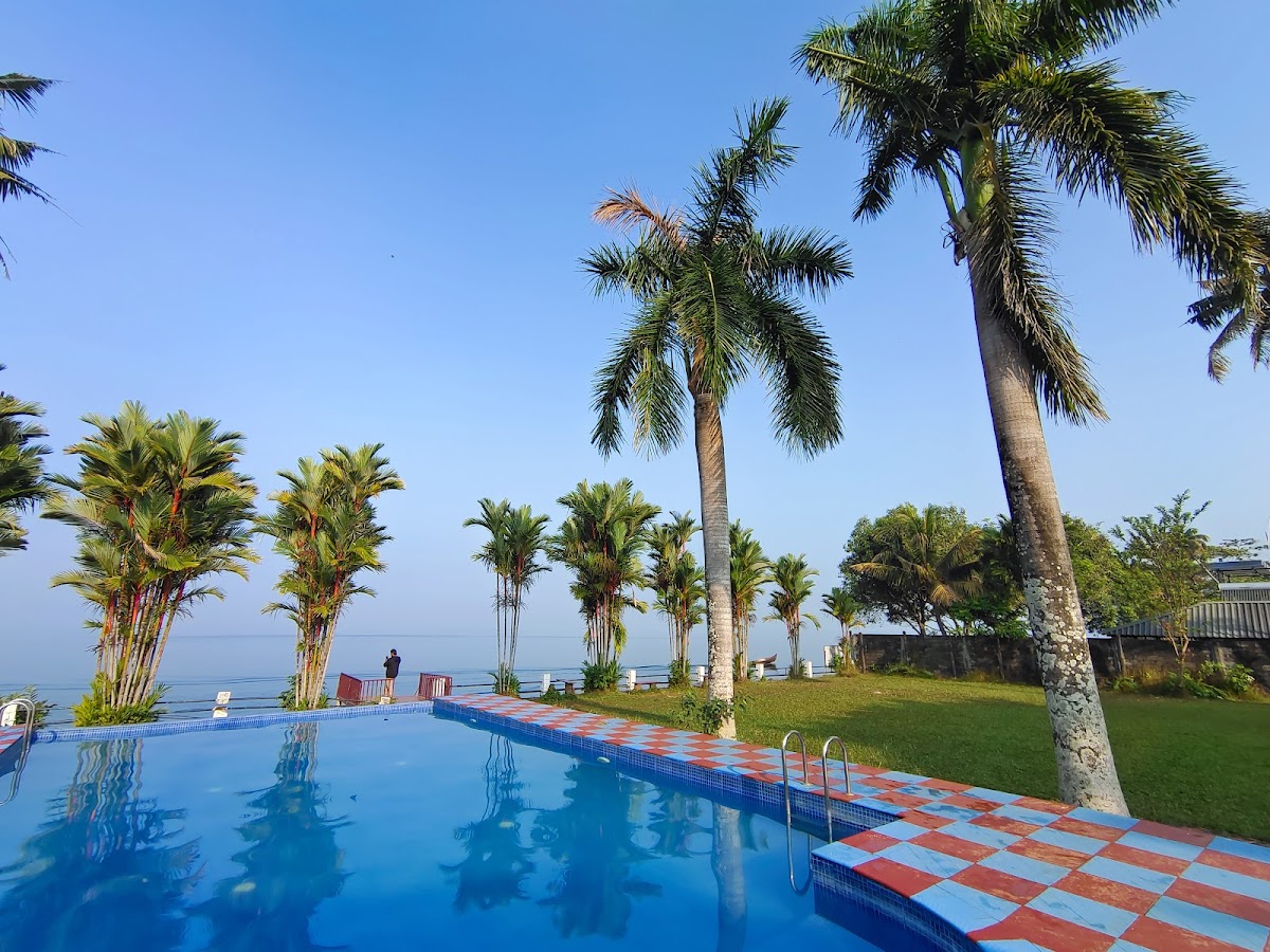 Goldfieldd Lake Resort