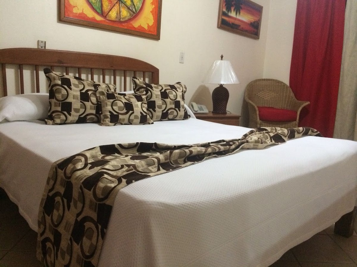 Acuarium Suite Resort
