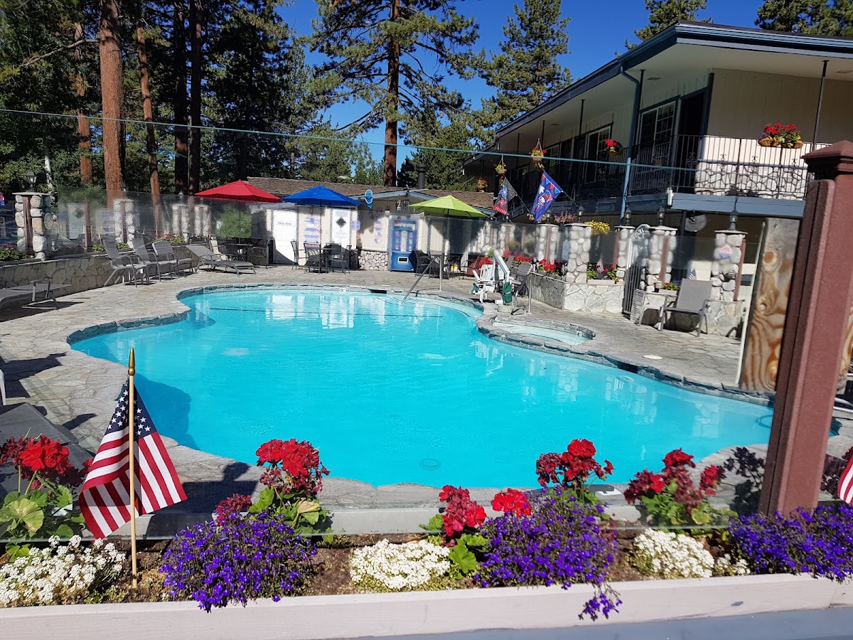 Americana Village