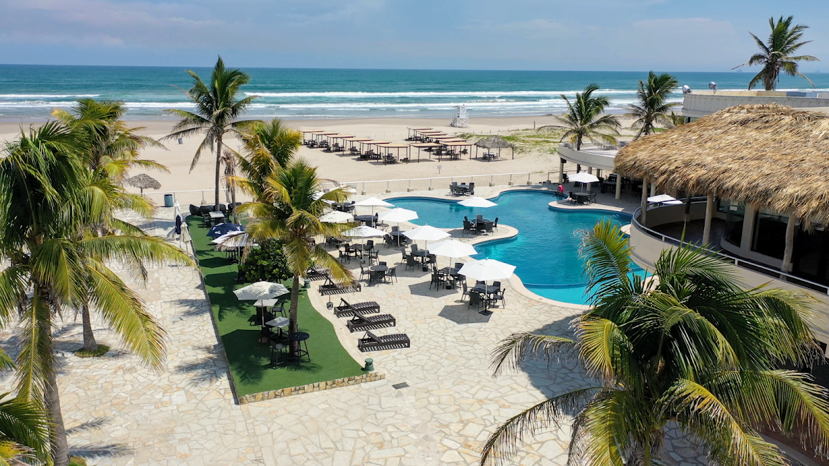Arenas del Mar Resort
