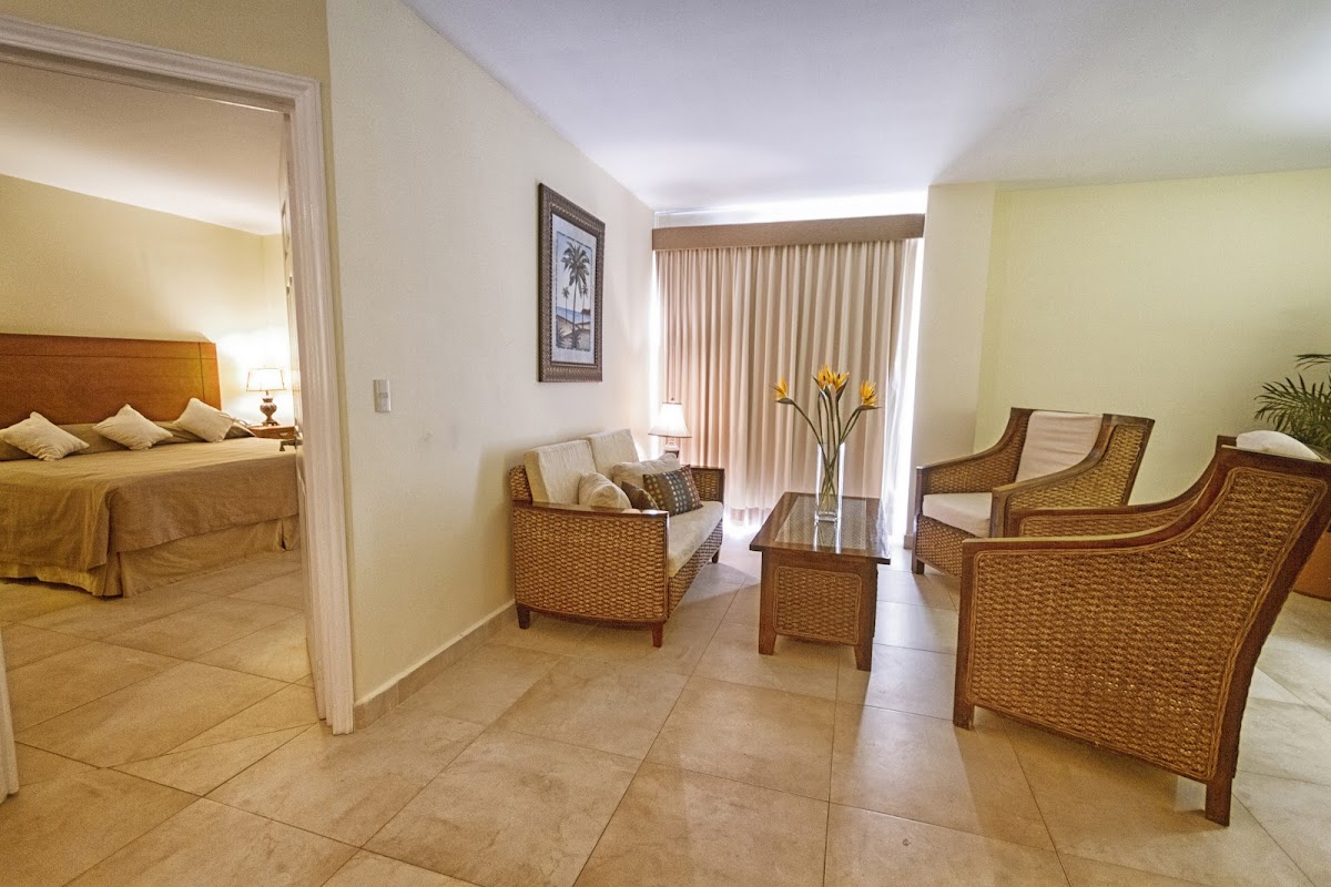 Arenas del Mar Resort