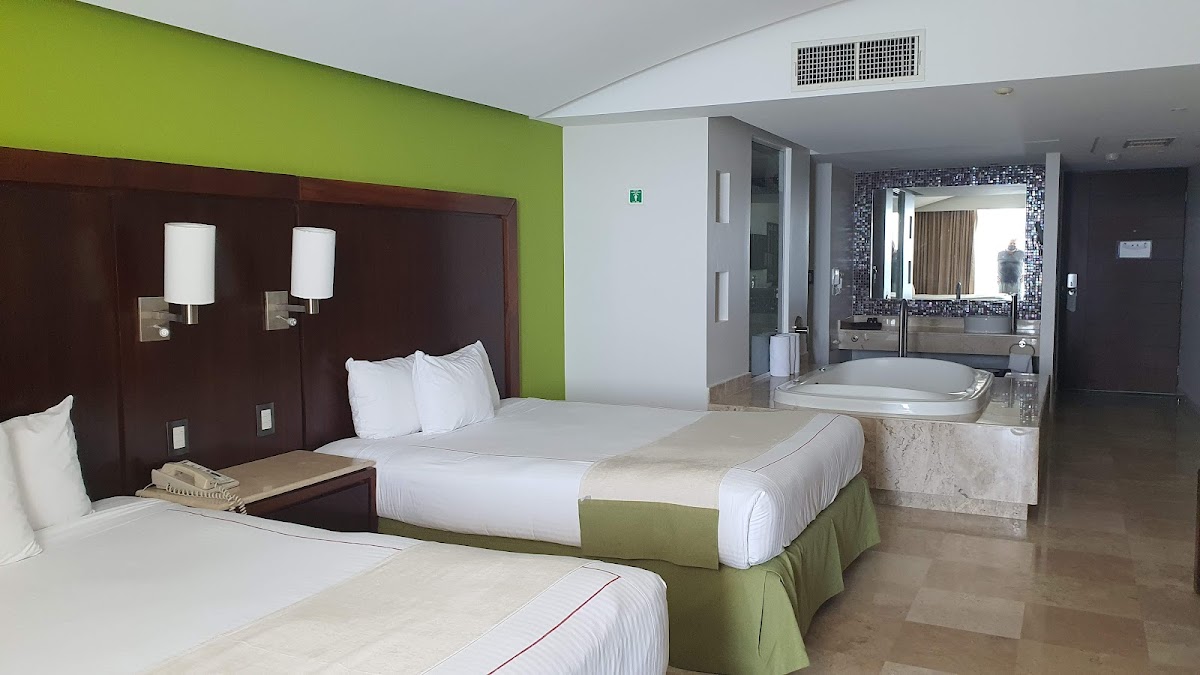 Azul Ixtapa Beach Resort & Convention Center