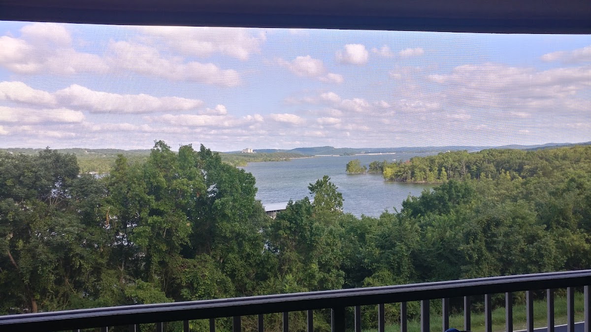 Branson Yacht Club at Rock Lane