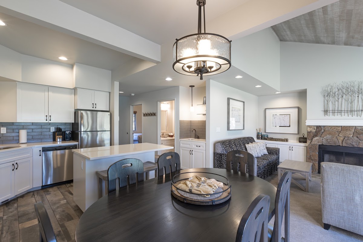 Canyon Rim Resort at Eagle Crest