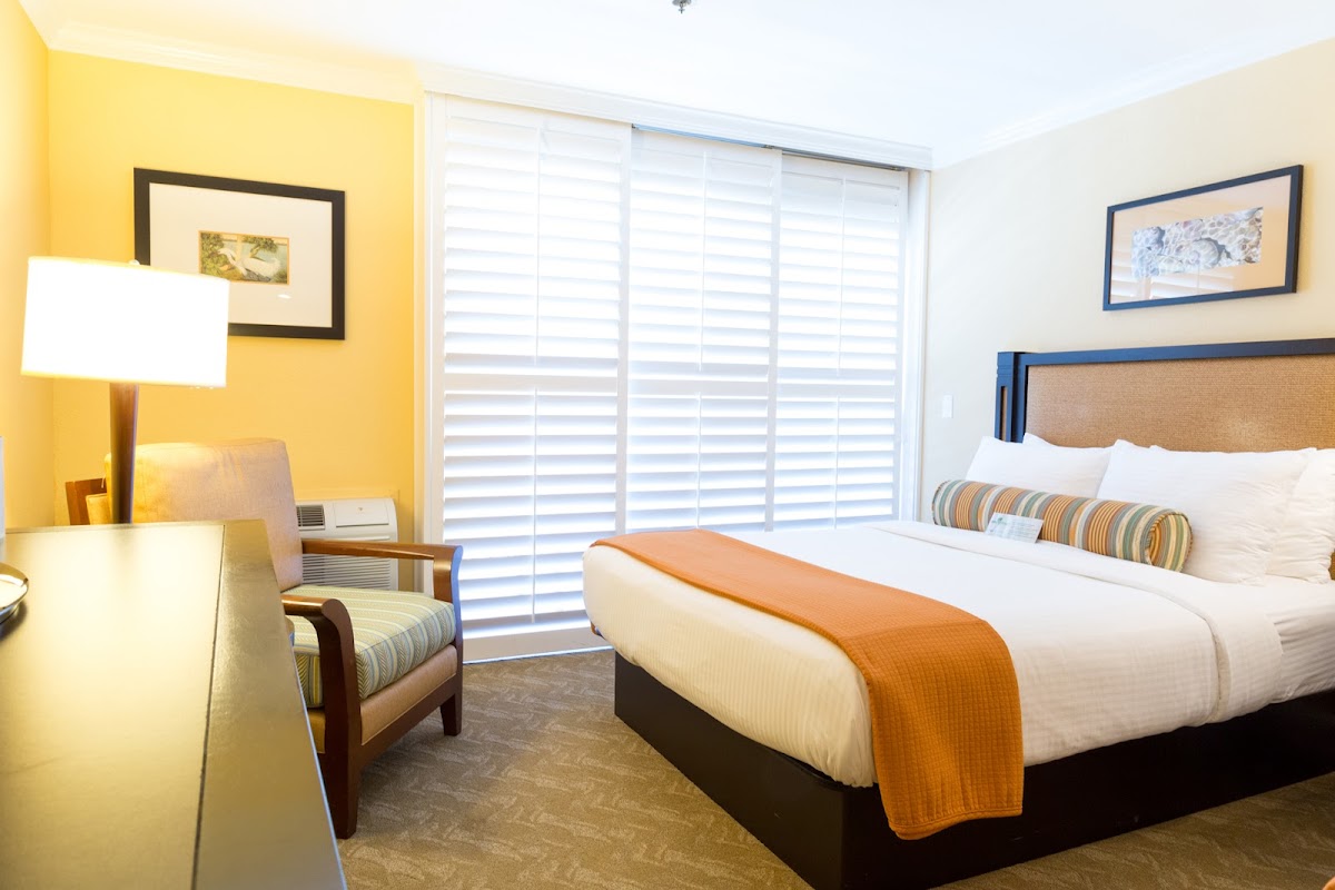 Carlsbad Inn Beach Resort