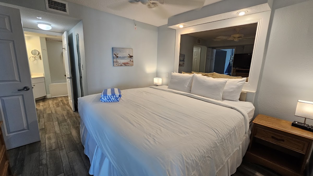 Catalina Beach Club