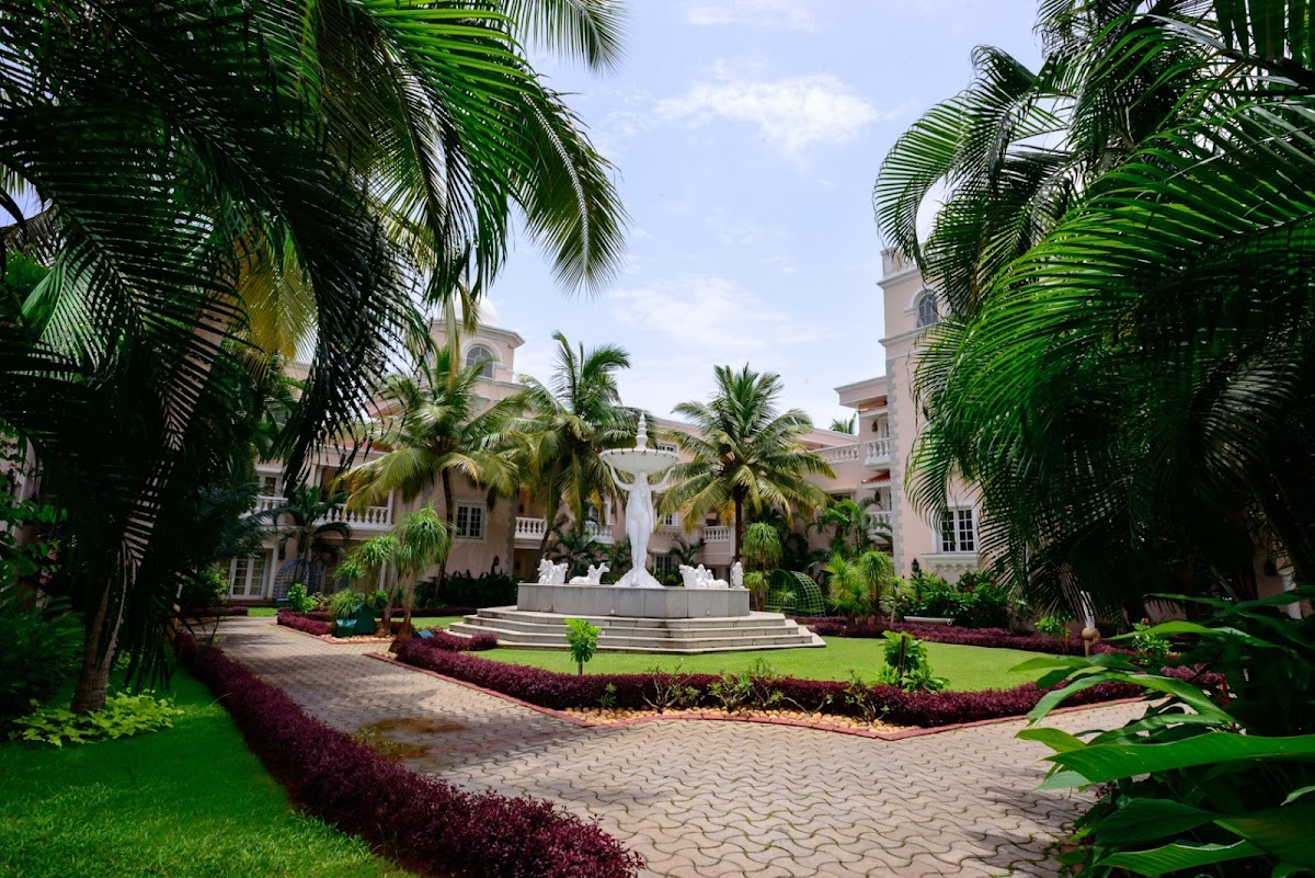 Club Mahindra Emerald Palms