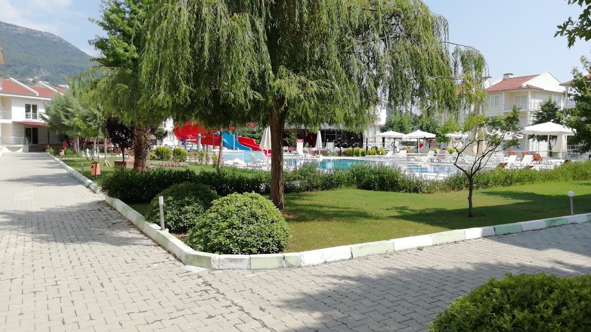 Club Onat Garden