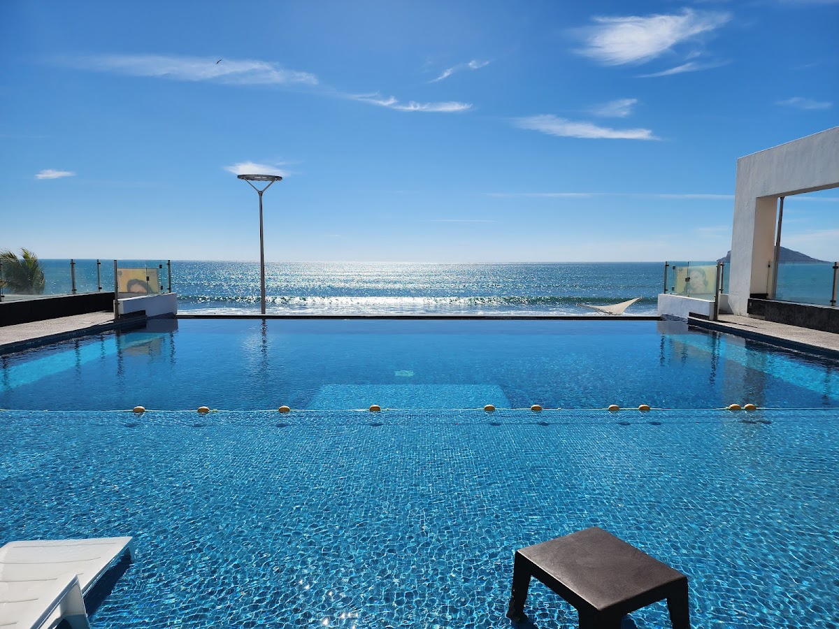 Coral Island Hotel & Spa