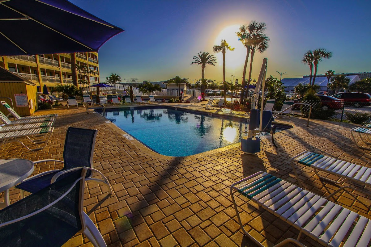 Coral Reef Beach Resort