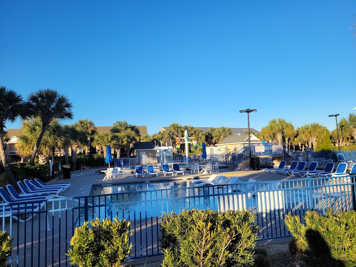 Country Club Villas