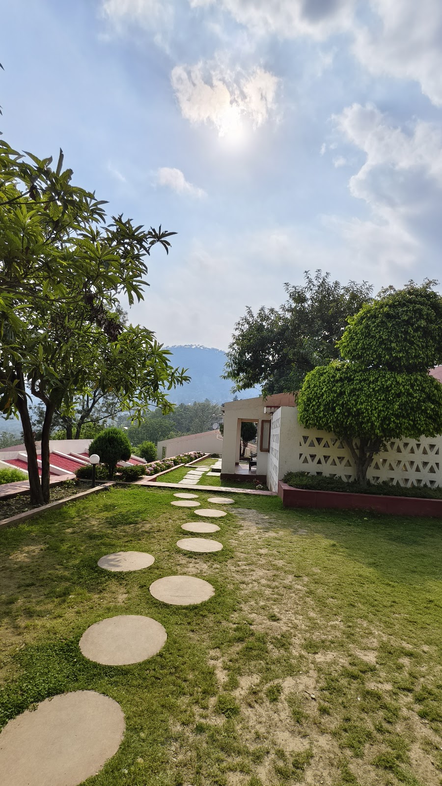 Country Inn, Bhimtal