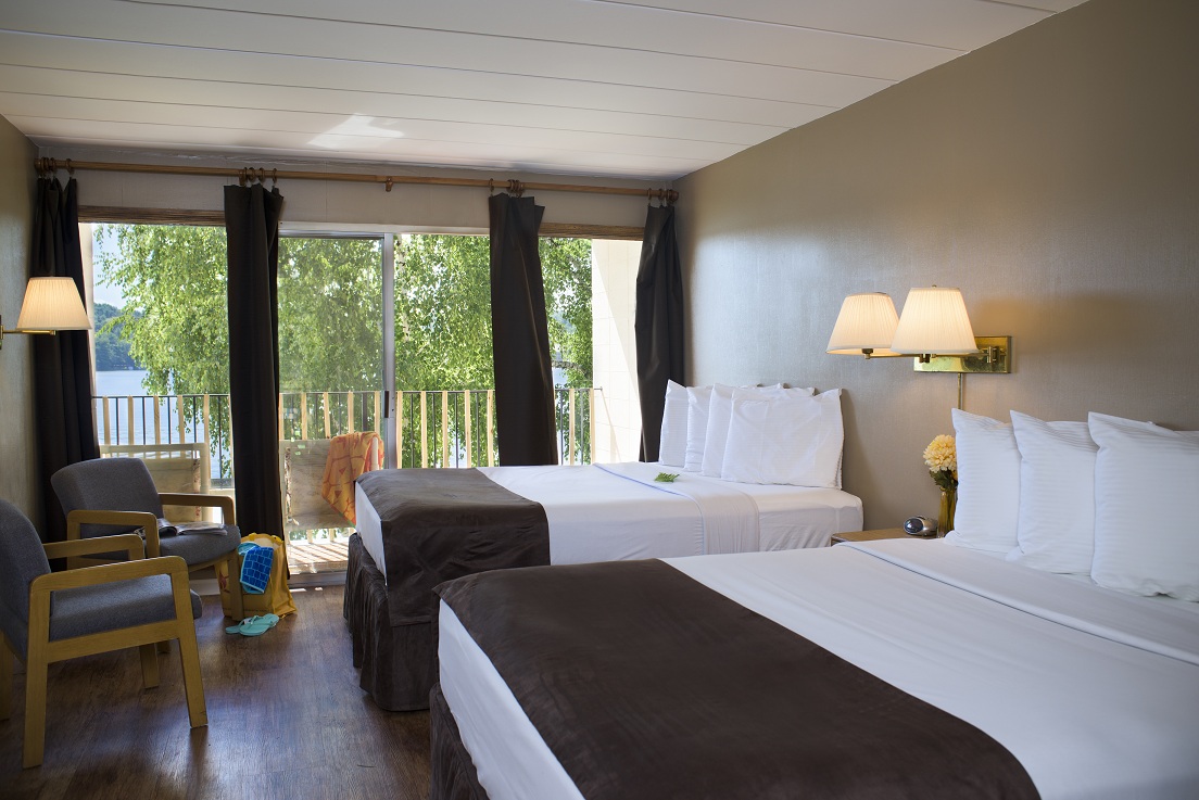 Delton Oaks Resort