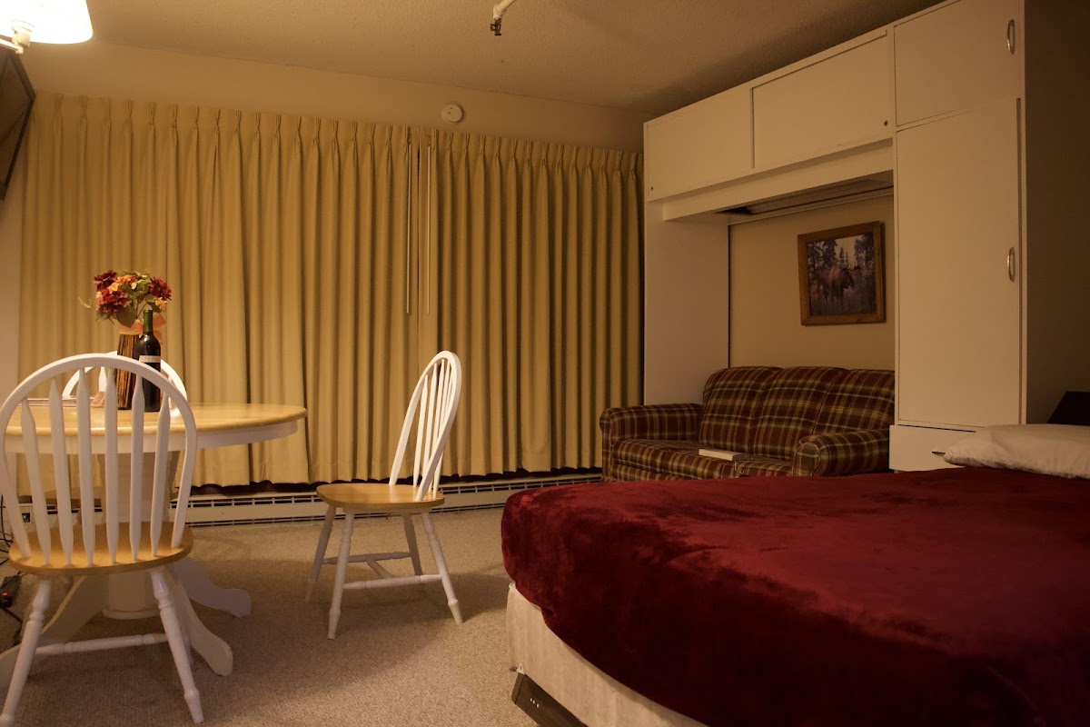 Evergreen Valley Resort and Villas
