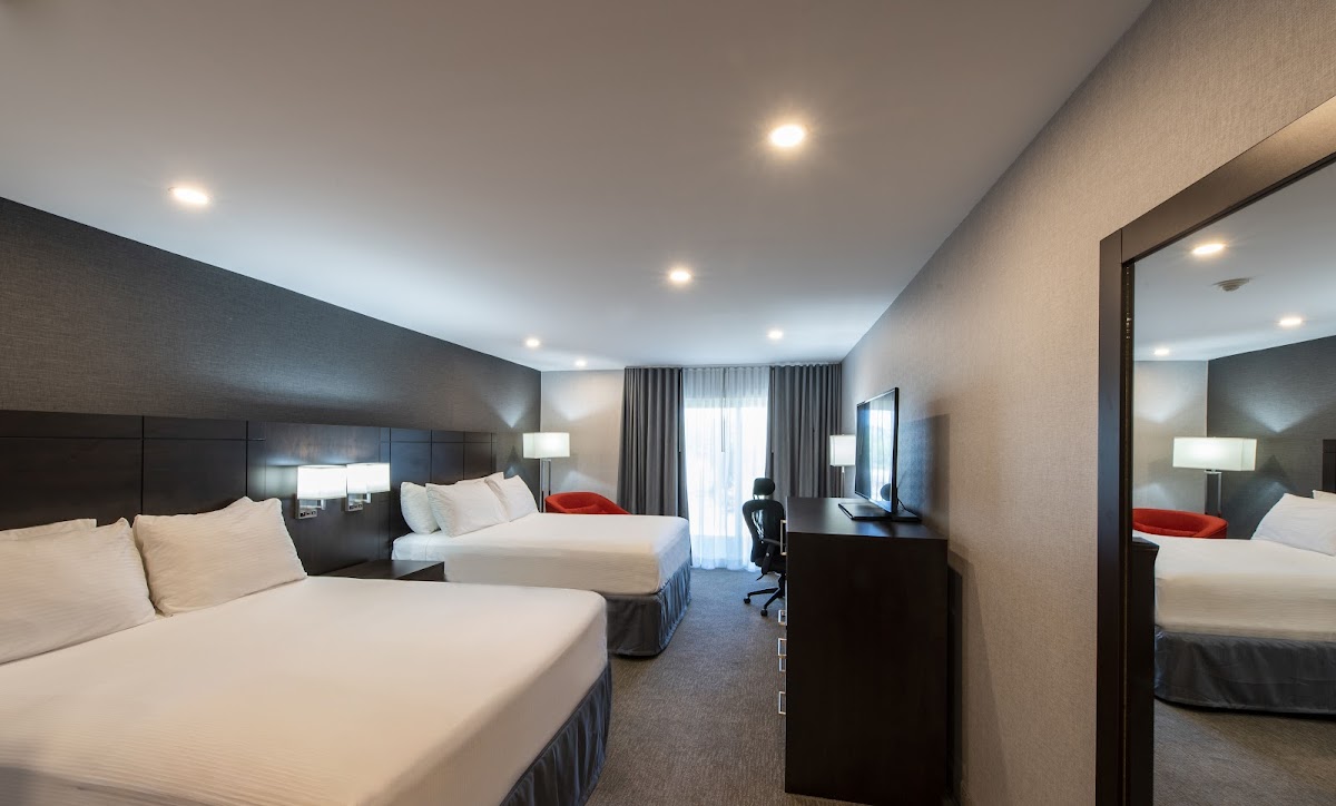Georgian Bay Hotel & Conference Centre