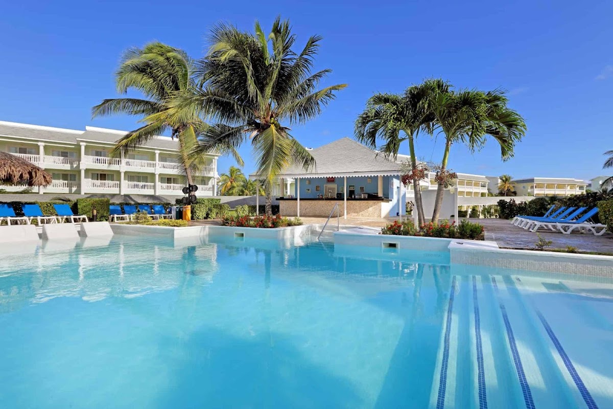 Grand Palladium Lady Hamilton Resort & Spa