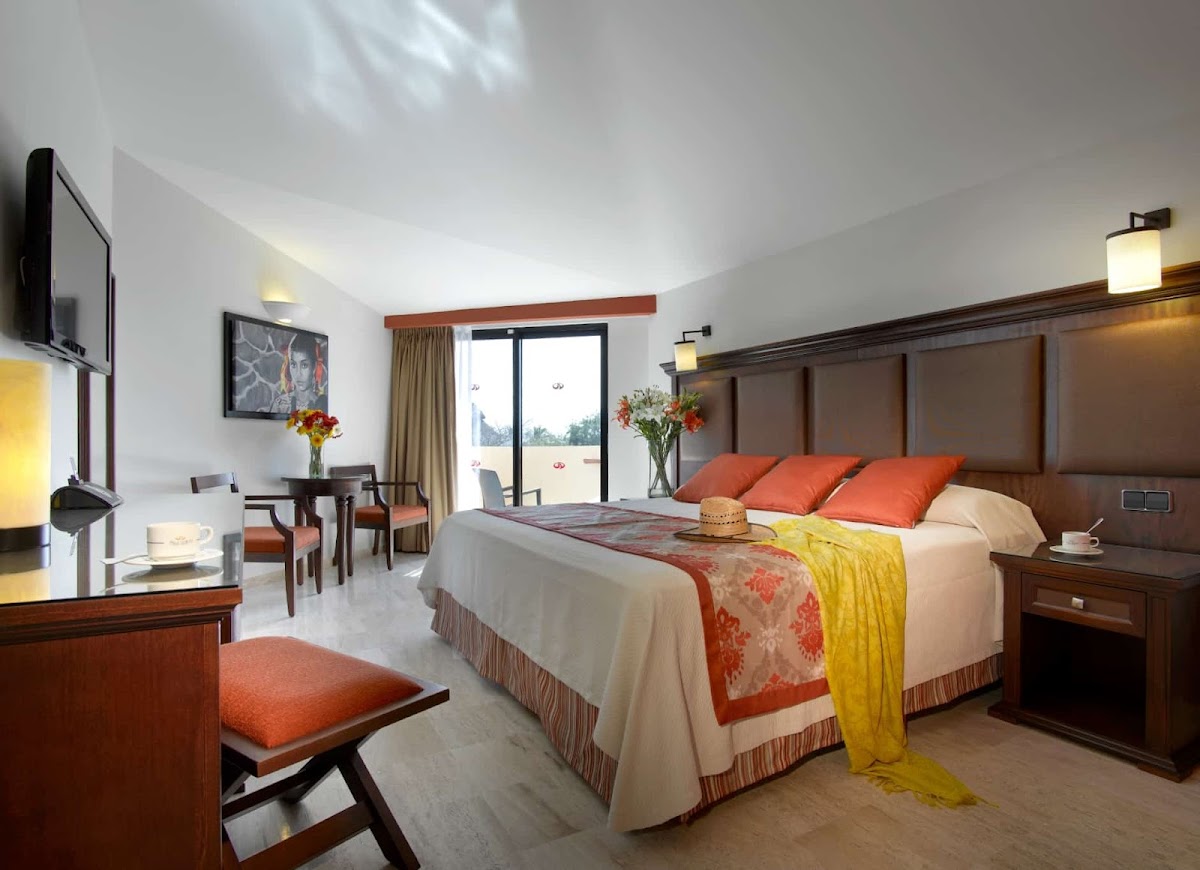 Grand Palladium Vallarta Resort & Spa
