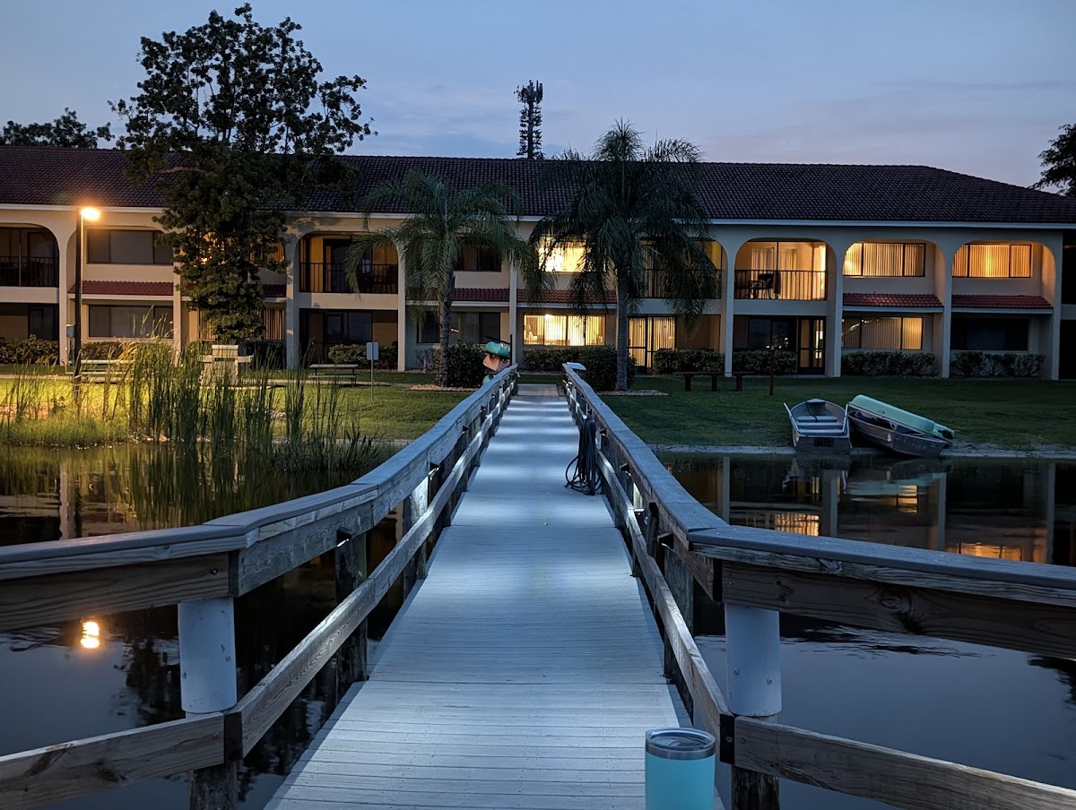 Harder Hall Lakeside Villas