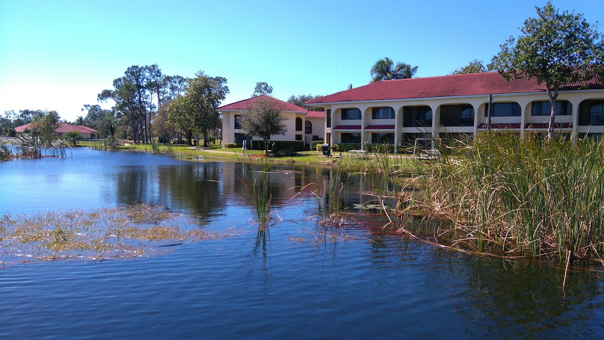 Harder Hall Lakeside Villas