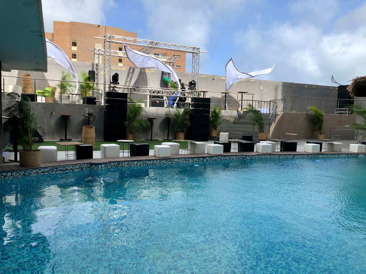 Hotel Bahia Kangrejo & Suites