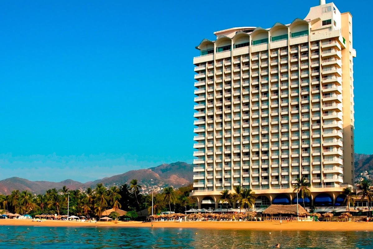 Hotel Krystal Beach Club
