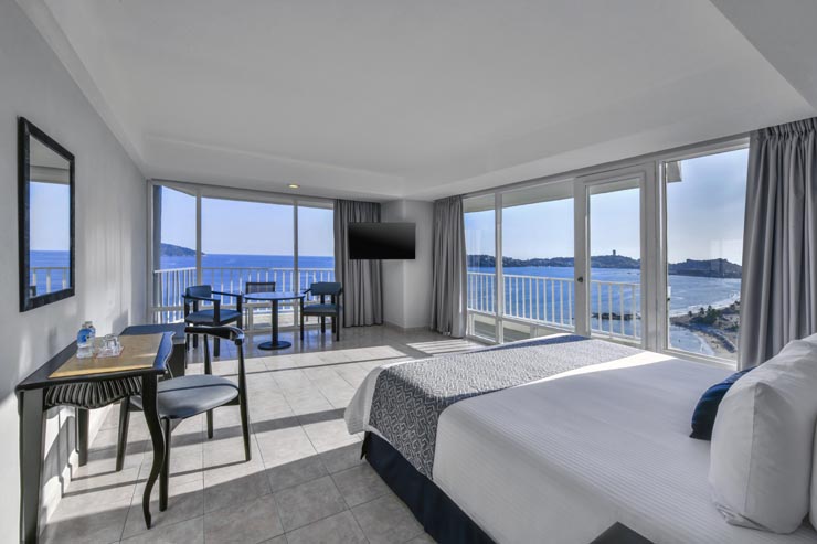 Hotel Krystal Beach Club