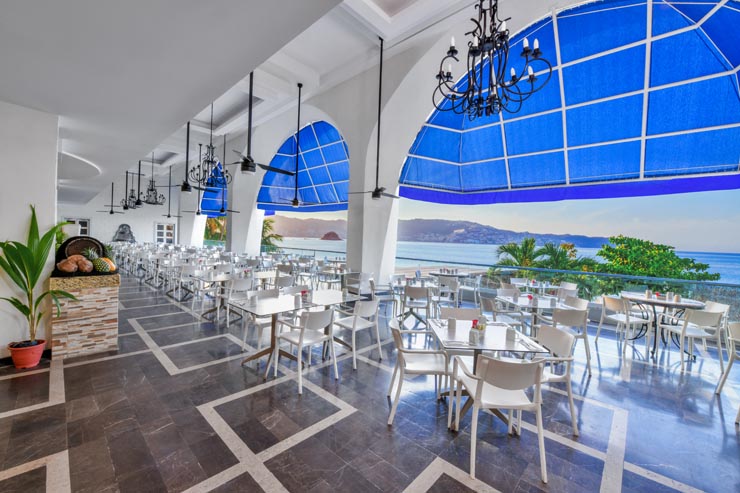 Hotel Krystal Beach Club