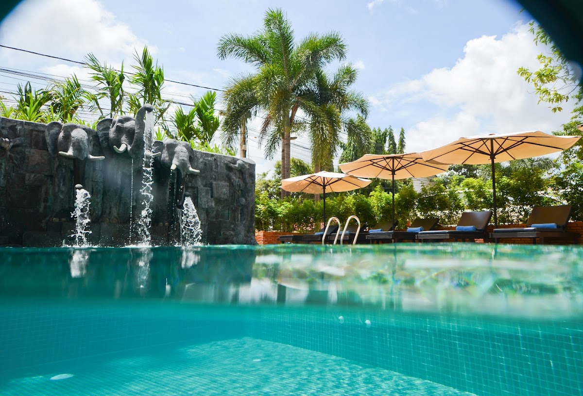 Hotel Royal Crown