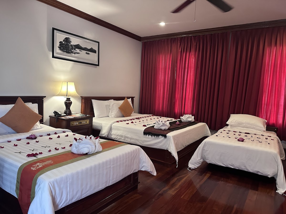 Hotel Royal Crown