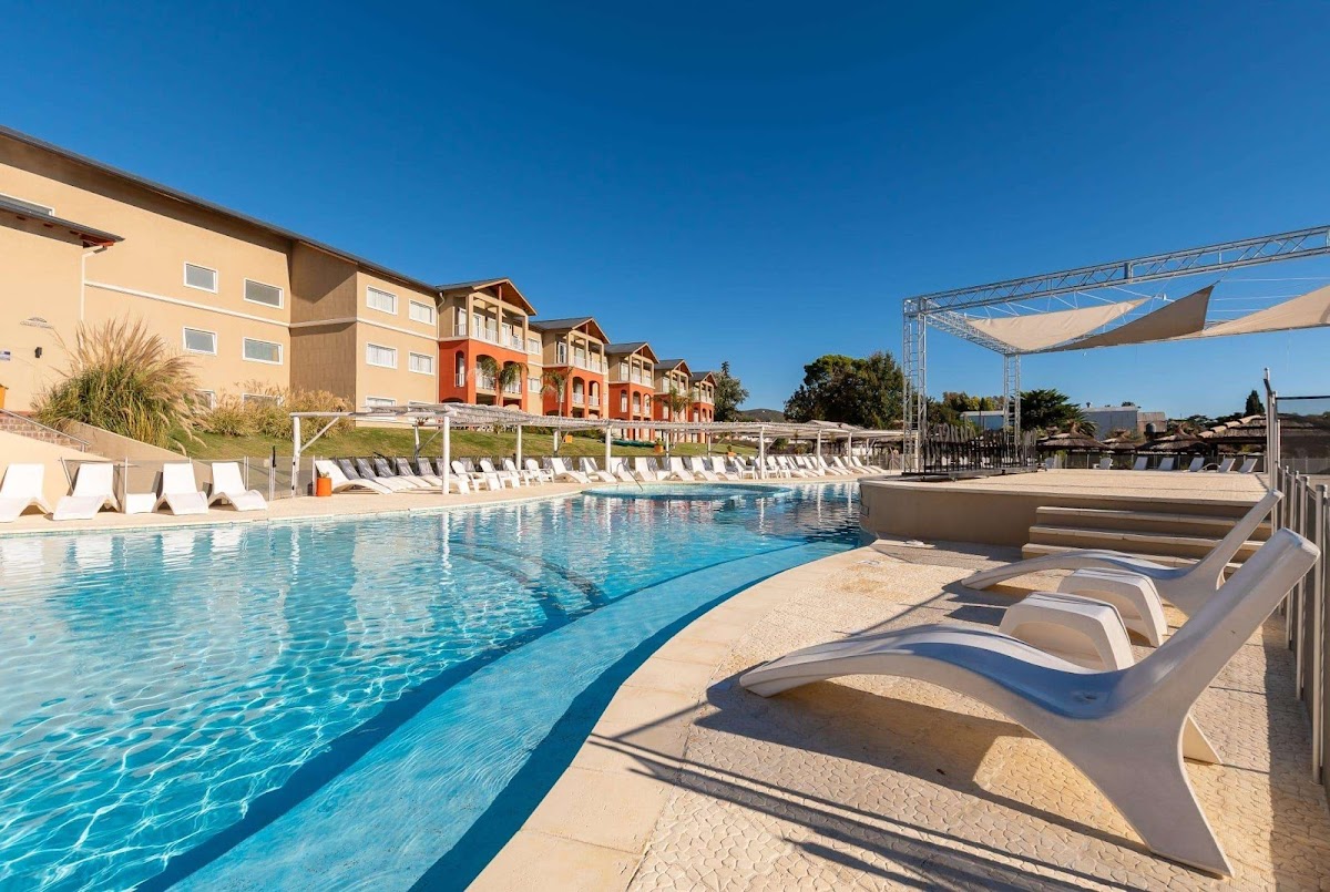 Howard Johnson Hotel Villa Carlos Paz