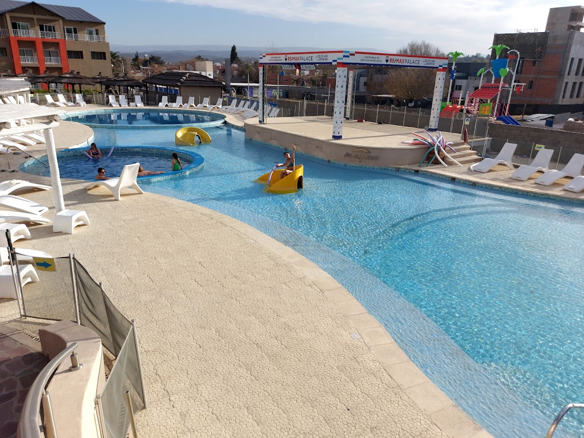 Howard Johnson Hotel Villa Carlos Paz