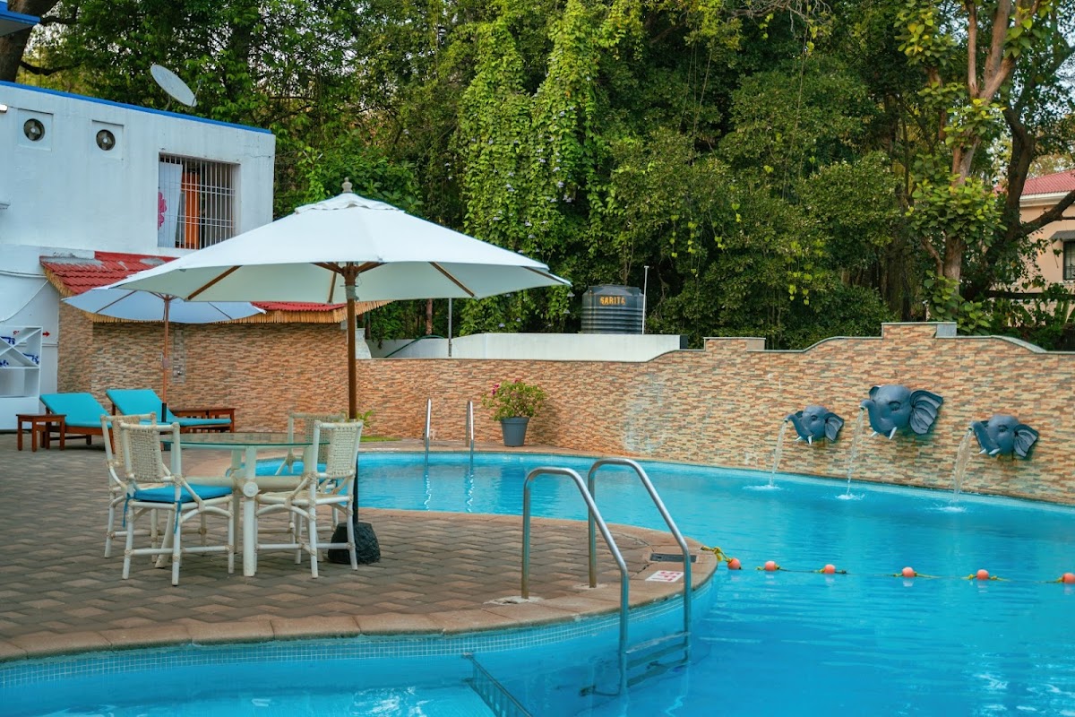 Karma Royal Monterio