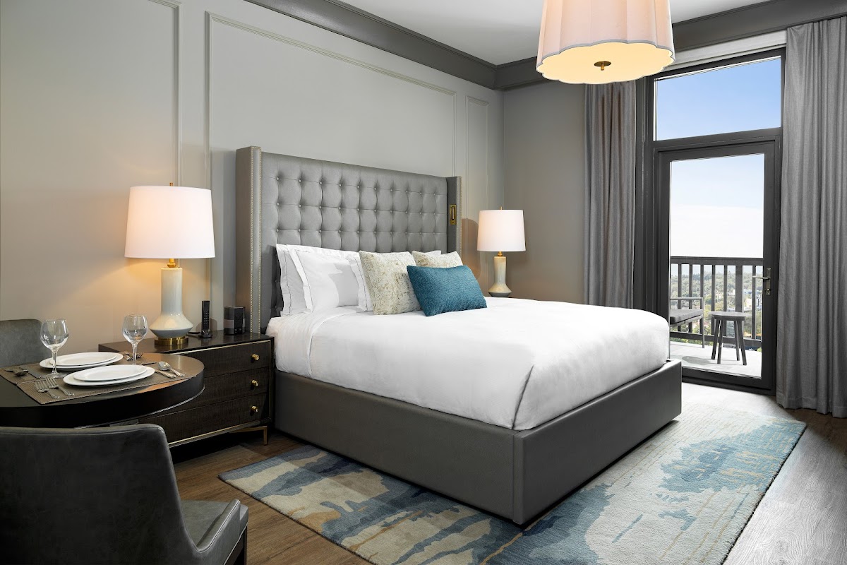 Liberty Place Charleston, A Hilton Club