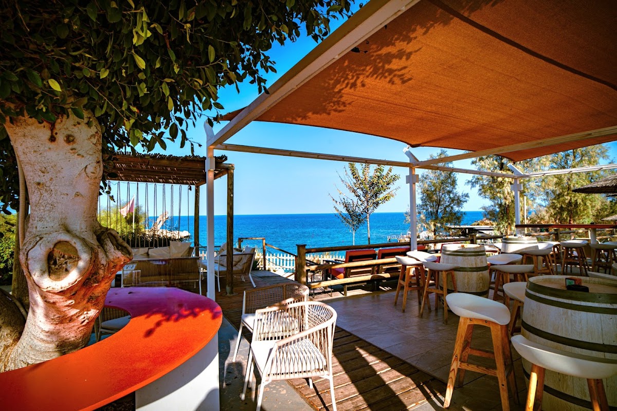 Malama Beach Club